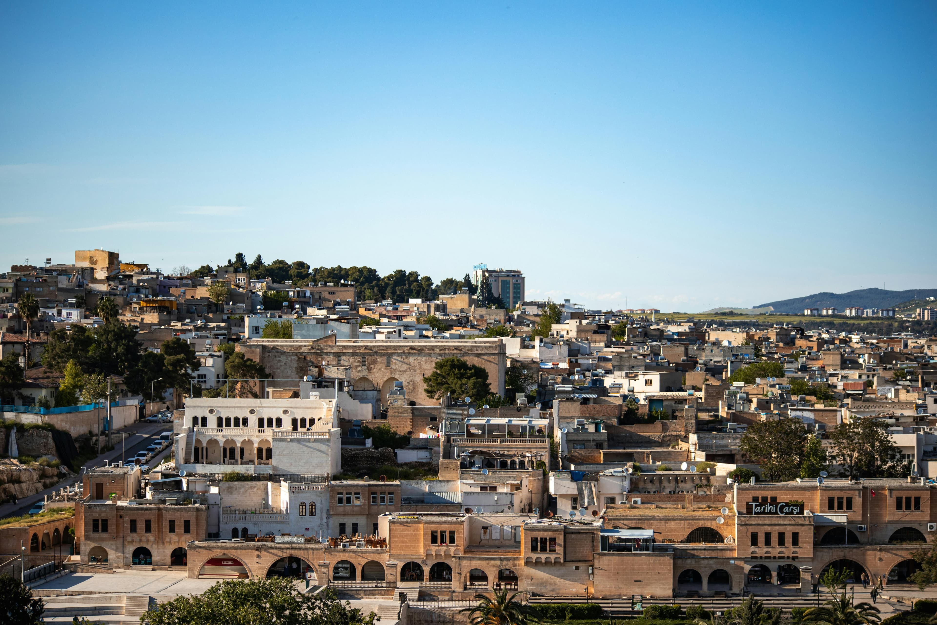 Vue de Sanliurfa avec son architecture traditionnelle